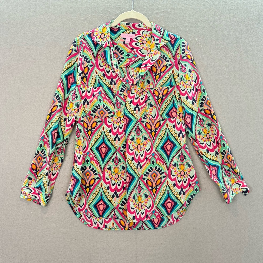 Lilly Pulitzer -women’s 100% silk blouse long sleeves shirt 
Collared printed XS